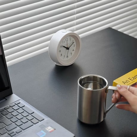 clock-03086　Round Alarm Table Clock