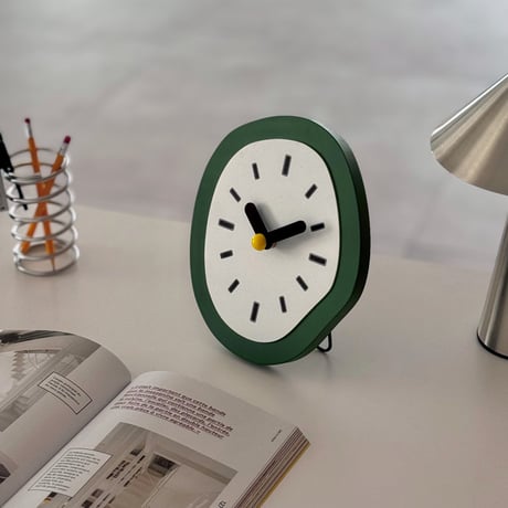 clock-03109　Sculptural Tabletop Clock