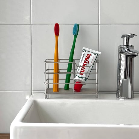 oralcare-03008　Stainless Steel Frame Toothbrush Stand, W15cm