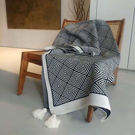 blanket-03042　Diamond Pattern Tassel Blanket 150×200