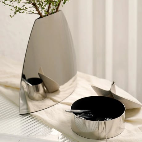 flowervase-03294　Stainless Steel Mountain Form Flower Vase