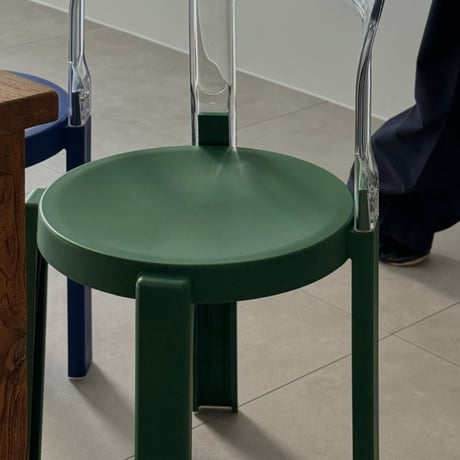chair-03101　REY CHAIR Polycarbonate × Polypropylene Round Chair
