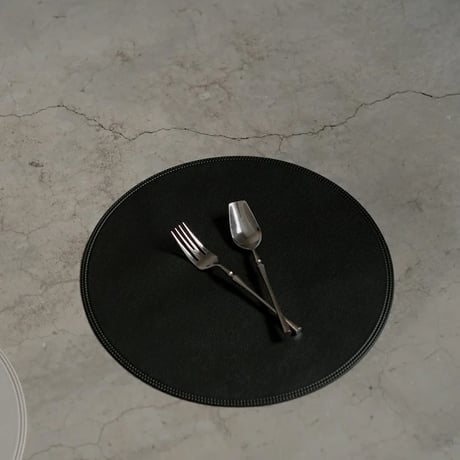 tablecloth-03070　Vegan Leather Round Placemat 38cm/Set of 2