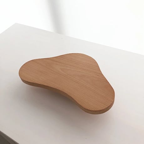 tray-03091　Beech Tray With Legs Wood Tray