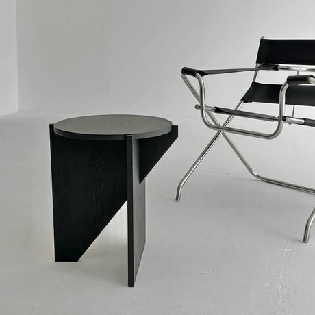 table-03078　Geometric Black Side Table