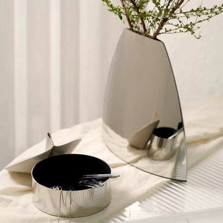 flowervase-03294　Stainless Steel Mountain Form Flower Vase