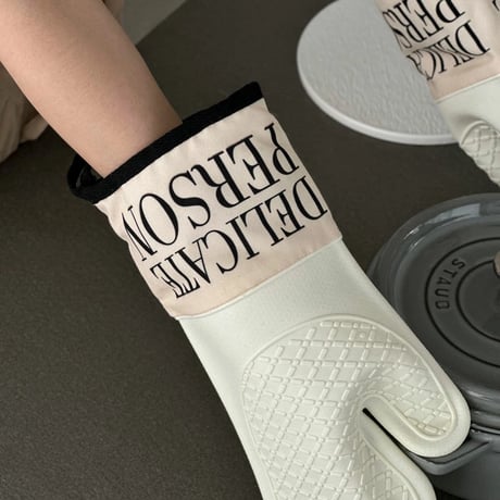 kitchen-03039　Lettering Silicone Potholder Mitts with Loops