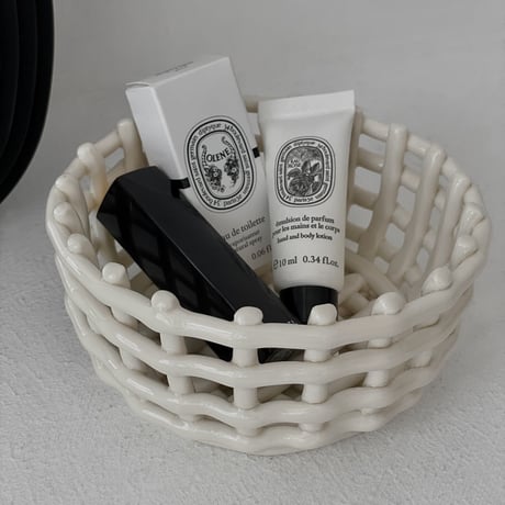 basket-03075　Ceramic Basket Round Off White