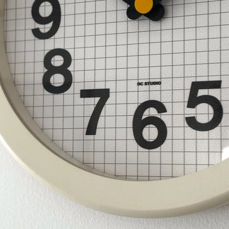 clock-03099　Grid Pattern Round Wall Clock