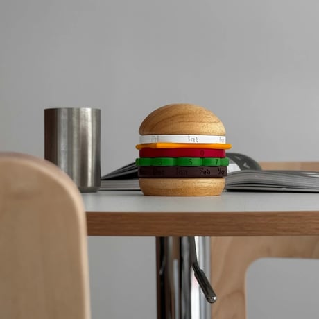 calendar-03033　Hamburger Natural Wood Buns Perpetual Calendar