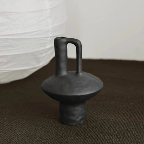 flowervase-03308　Matte Black Flower Vase With Handle