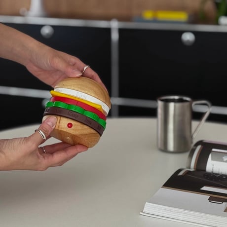 calendar-03033　Hamburger Natural Wood Buns Perpetual Calendar