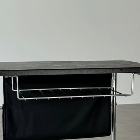 table-03193　Black Pocket Caster Table