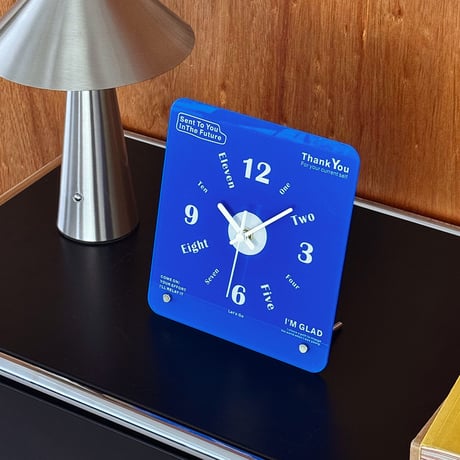 clock-03121　Graphic Color Acrylic Panel Desk Clock Silent