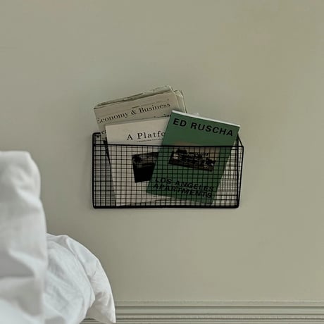 shelf-03044　Iron Mesh Wall Magazine Rack Black