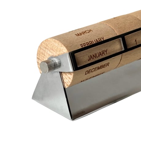 calendar-03031　Silver Frame Natural Wood Perpetual Calendar