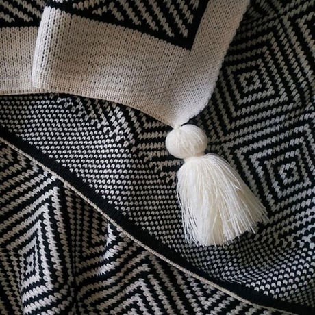blanket-03042　Diamond Pattern Tassel Blanket 150×200