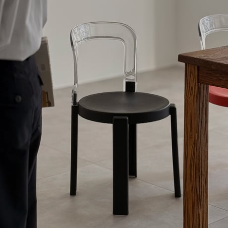 chair-03101　REY CHAIR Polycarbonate × Polypropylene Round Chair