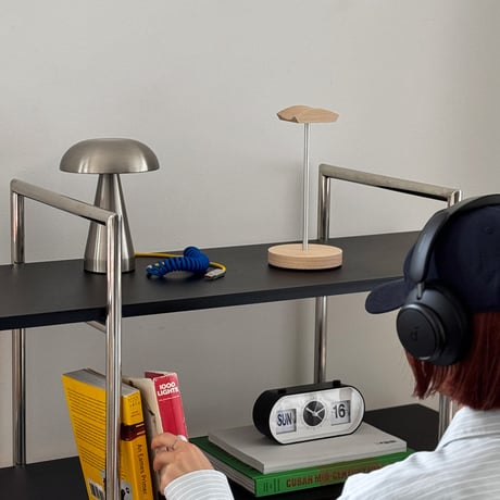 lifestyle-03015　Natural Wood Headphone Stand