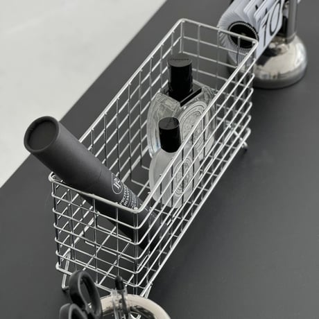 box-03027　Wide Silver Steel Basket