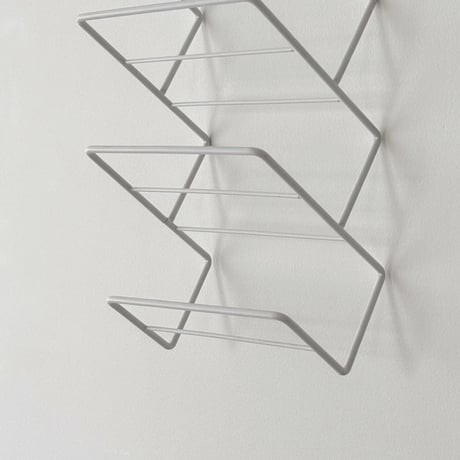 magazinerack-03041　2 Way Wire Magazine Shelf White