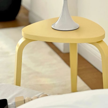 stool-03027　Triangle Yellow Stool