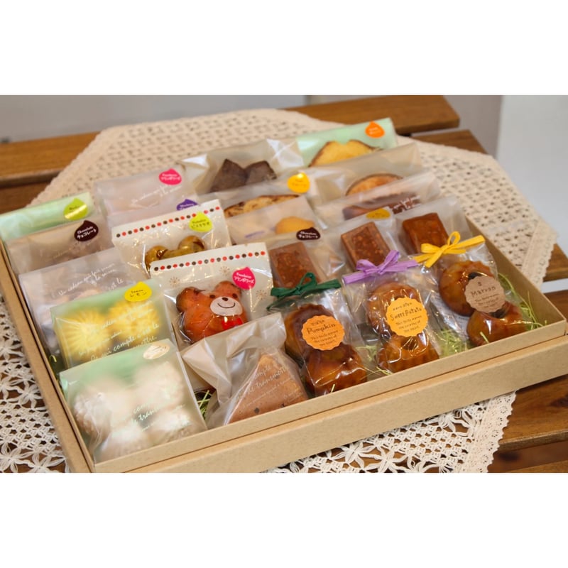 お菓子詰め合わせ【22個入り】 | patisserie Chou Chou