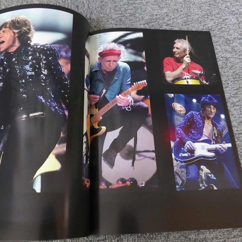 ザ・ローリング・ストーンズ「14 ON FIRE Tour」パンフレット ザ・ローリング・ストーンズ「14 ON FIRE Tour」パンフレット