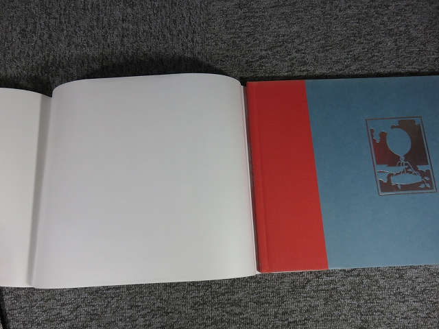 洋書・絵本】June 29, 1999: A Picture Book/BL5-SY21 |