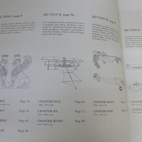 【洋書】Flight through the ages 時代を超えた飛行　初期の歴史の夢から宇宙探査の時代までの完全なイラスト付き年表/BL5-S22