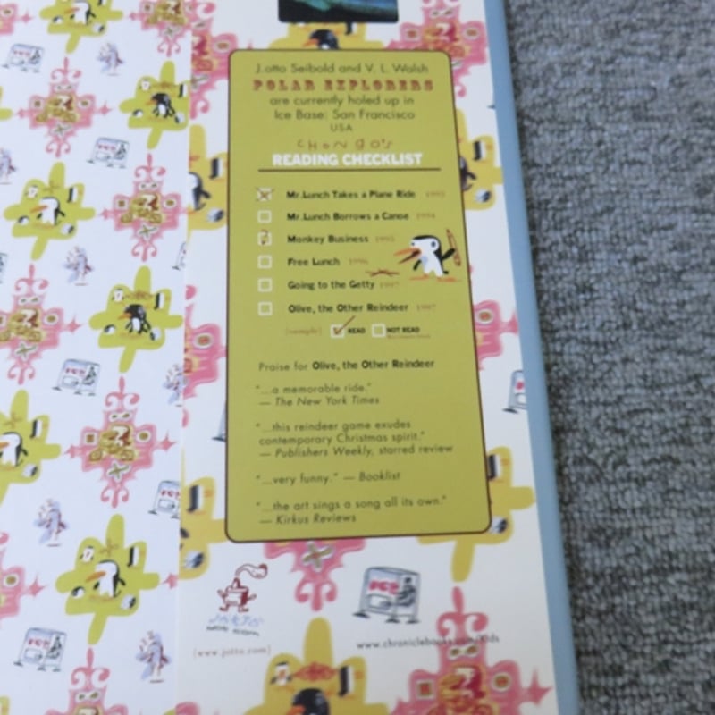 Wo ist Pinguin Pips？ 幼児用絵本　洋書 Amazon.com: Pip the Little Penguin (An Alphaprints picture