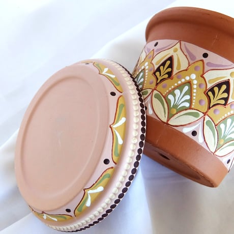 123、リメイク缶ピッチャー（大）花と蝶々リメイク鉢植木鉢ドライフラワー