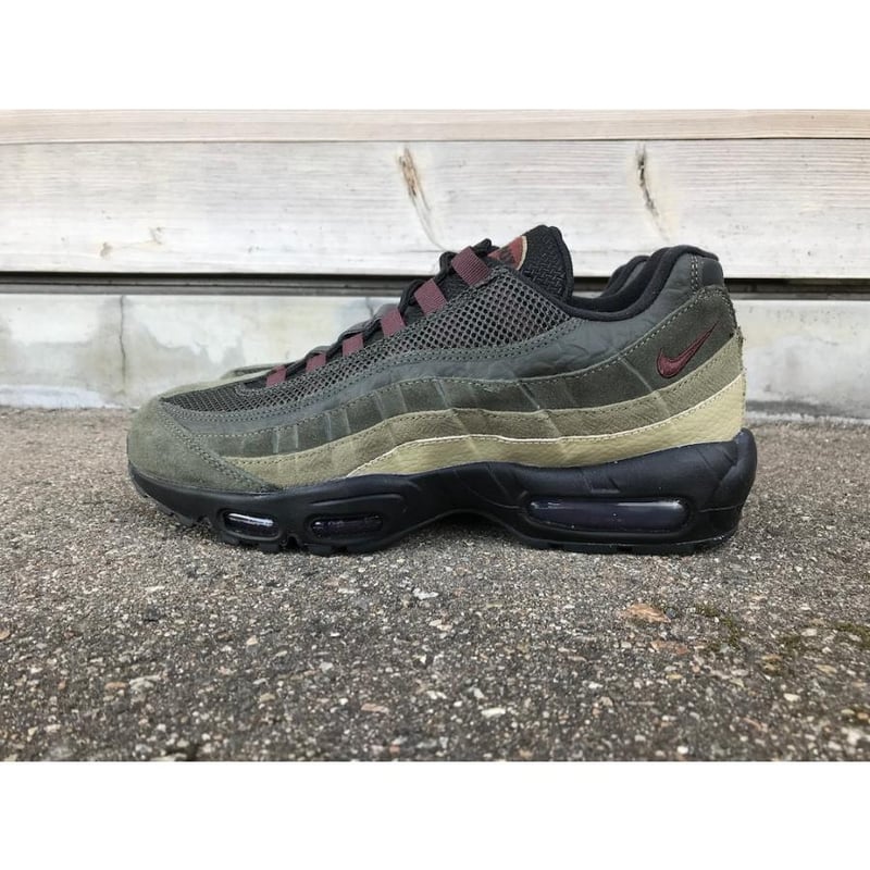 海外限定モデル】NIKE AIR MAX 95【ナイキ エア マックス 95】BLACK/E