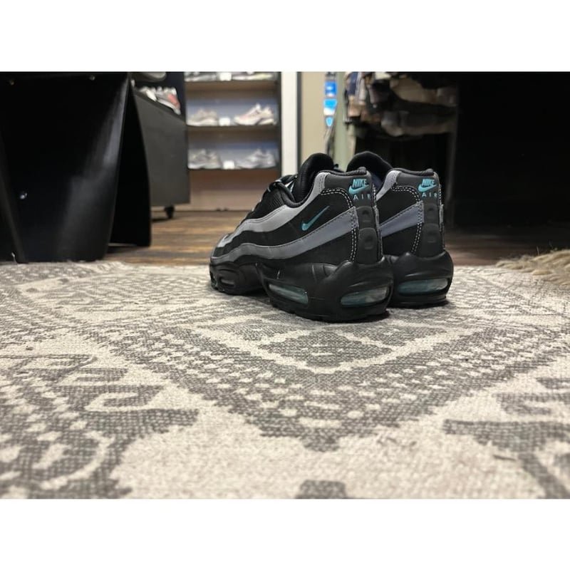 海外限定モデル】NIKE AIR MAX 95【ナイキ エア マックス 95】BLACK/A