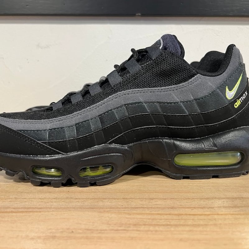 【匿名配送】激レア　ナイキ　海外モデル　外野手用 cv1635-002.jpg