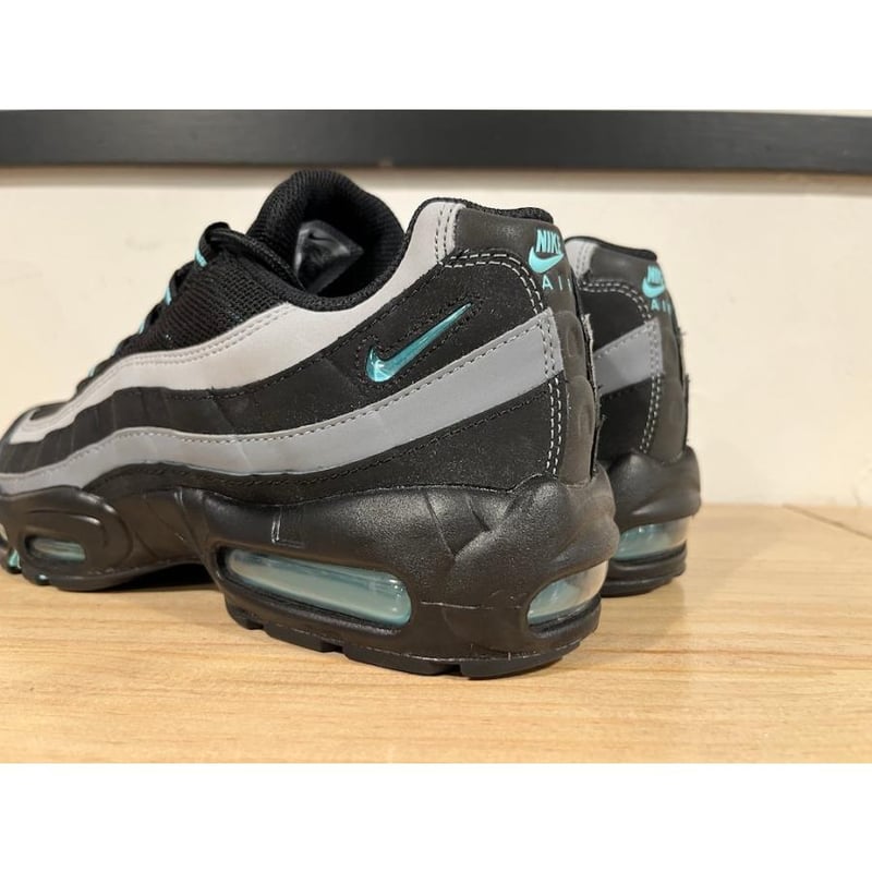 海外限定モデル】NIKE AIR MAX 95【ナイキ エア マックス 95】BLACK/A