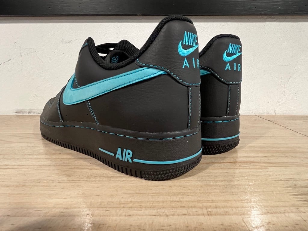 海外限定モデル】NIKE AIR FORCE 1 '07 LV8【ナイキ エア 海外限定モデル】NIKE AIR FORCE 1 '07 LV8【ナイキ エア