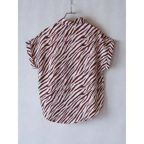 00's zebra short sleeve shirt