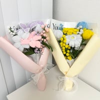 モールフラワー | かすみ草の花束