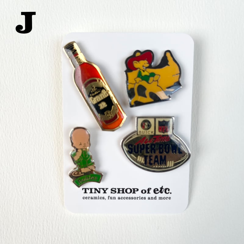 vintage pins set | TINY SHOP of etc.