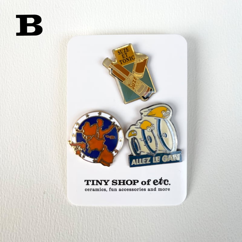 vintage pins set | TINY SHOP of etc.