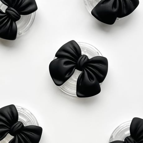 Mini black ribbon grip