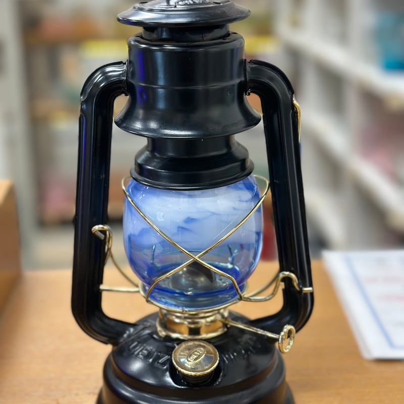 ガラスの工芸品（サーフィン中の青年） ガラスの工芸品（サーフィン中の青年） ガラスの工芸品