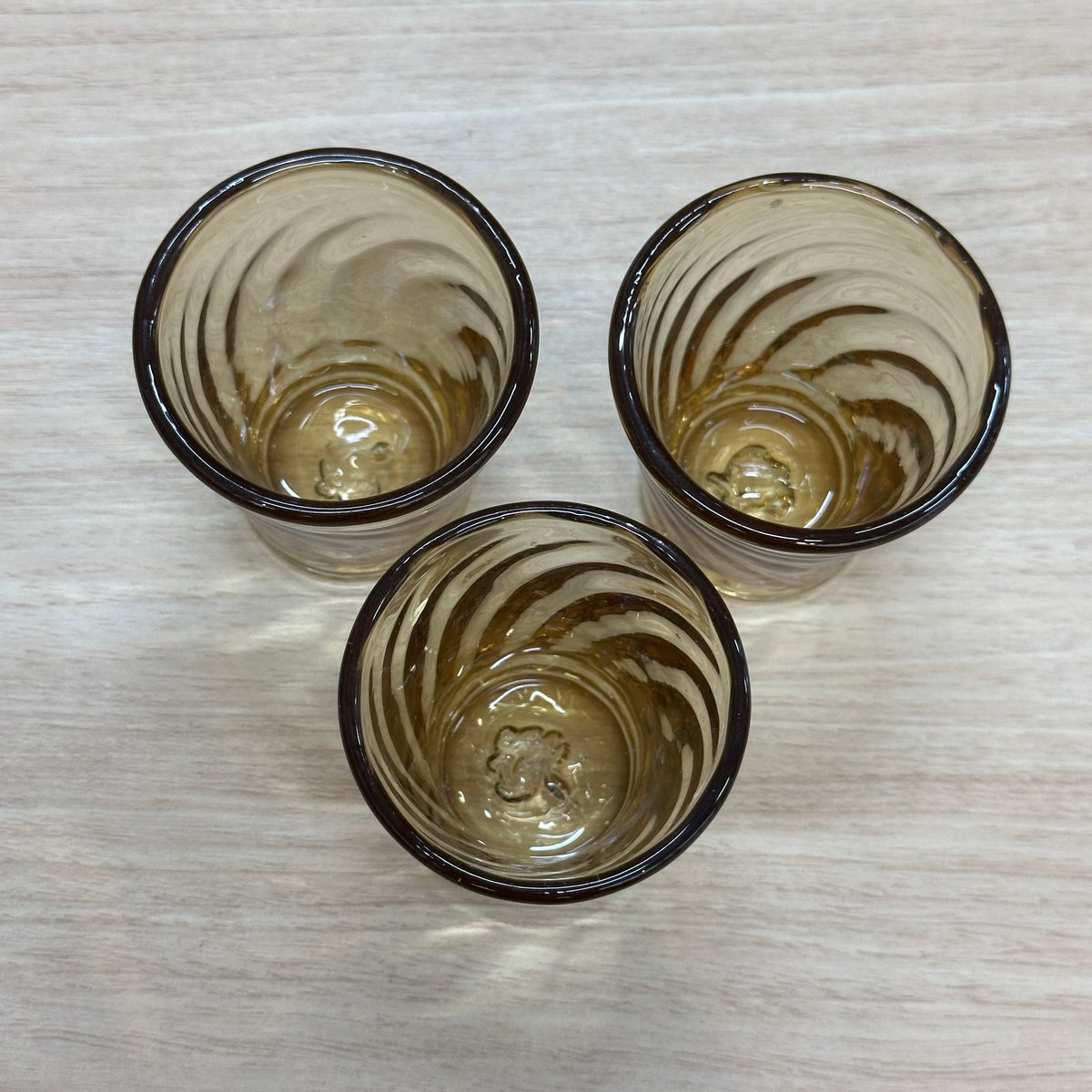 耐熱琉球ガラス ショットグラス （アンバー） 波模様 | 耐熱琉球ガラス