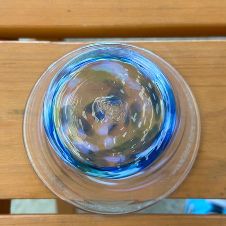 （非耐熱）琉球ガラス　中反り鉢  （青色×白×緑色×紫） 蓄光入り