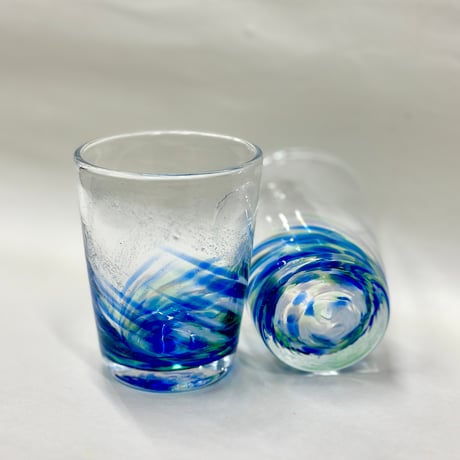 （非耐熱）琉球ガラス　グラス小（青色×白×緑色） 蓄光入り