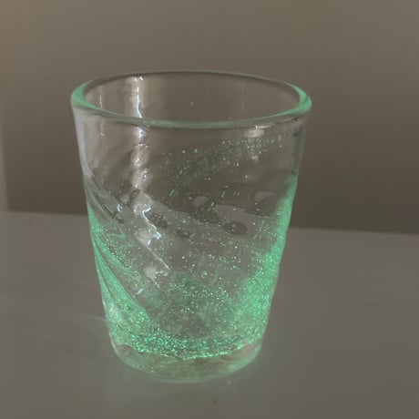 耐熱琉球ガラス　グラス小 (波模様）蓄光入り