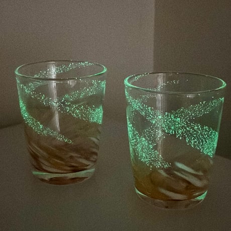 （非耐熱）琉球ガラス　グラス小（橙色×白×桃色） 蓄光入り