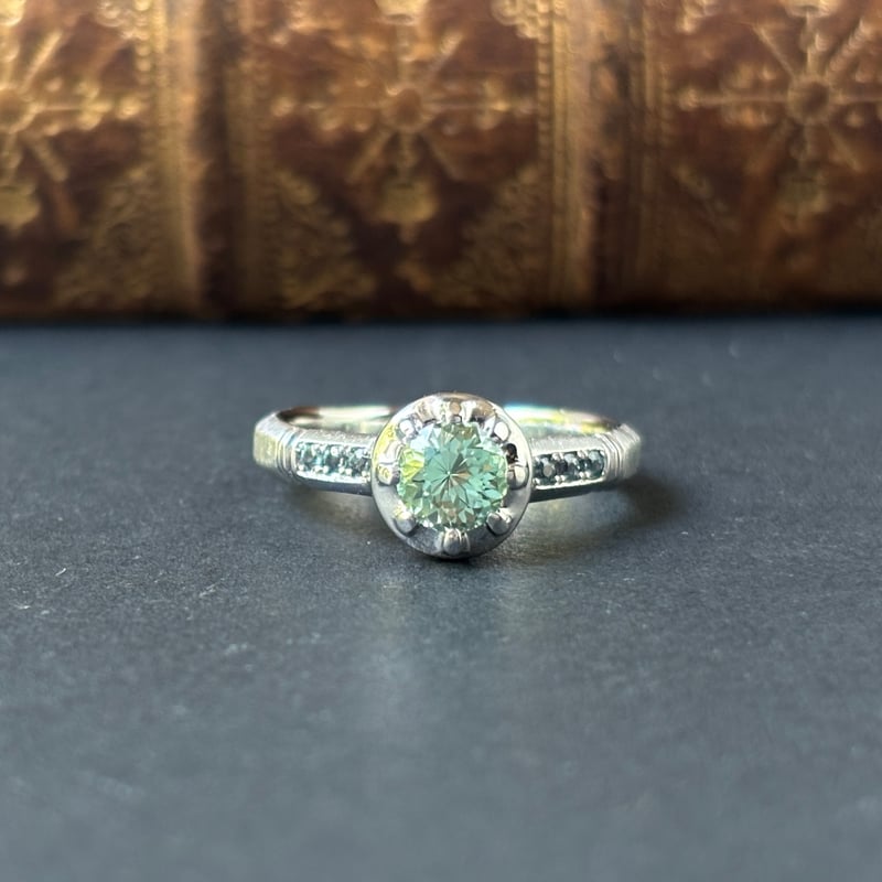 Kornerupine Queen Ring_Pt950 | GERMEDEUR