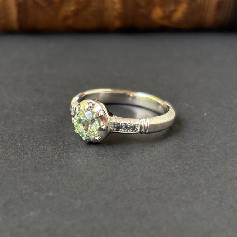 ☆希少 12号 pt950 コーネルピン リング グリーン ソ付 Kornerupine Queen Ring_Pt950 | GERMEDEUR